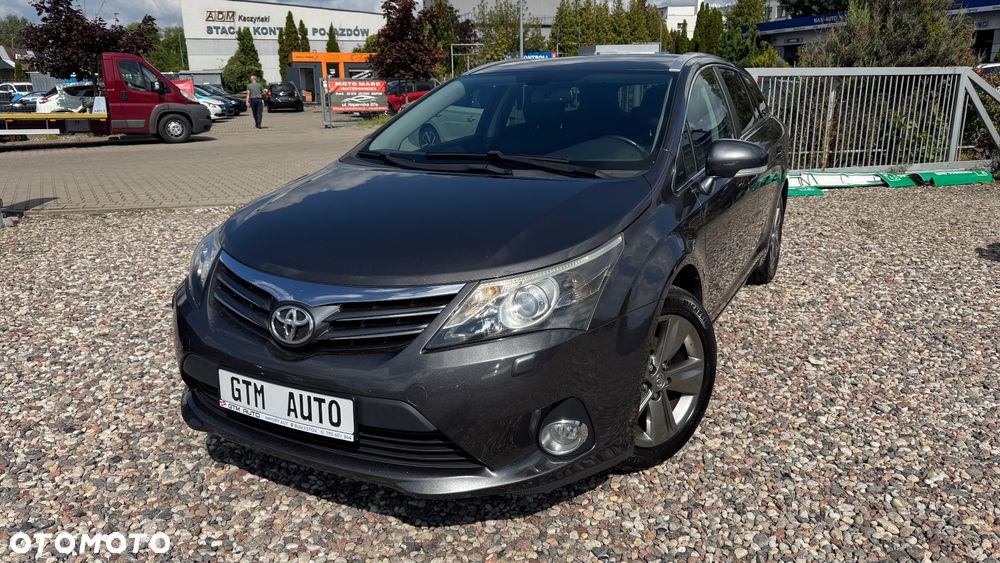 Toyota Avensis 1.8 Premium EU5 - 1
