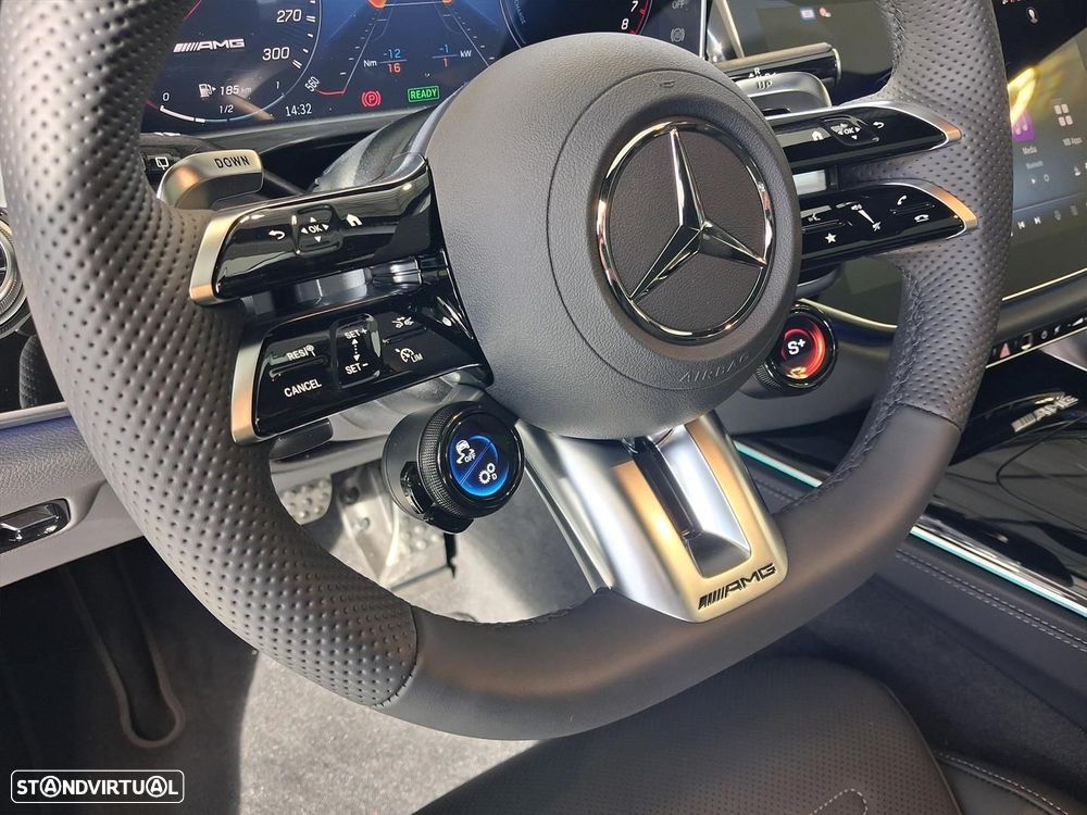 Mercedes-Benz E 53 AMG Hybrid 4Matic+ - 14