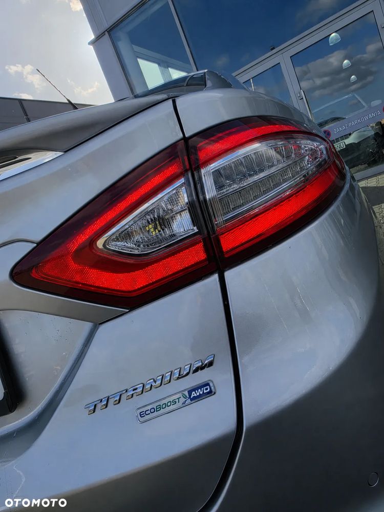 Ford Fusion - 4