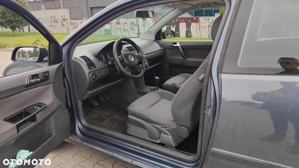 Volkswagen Polo - 14