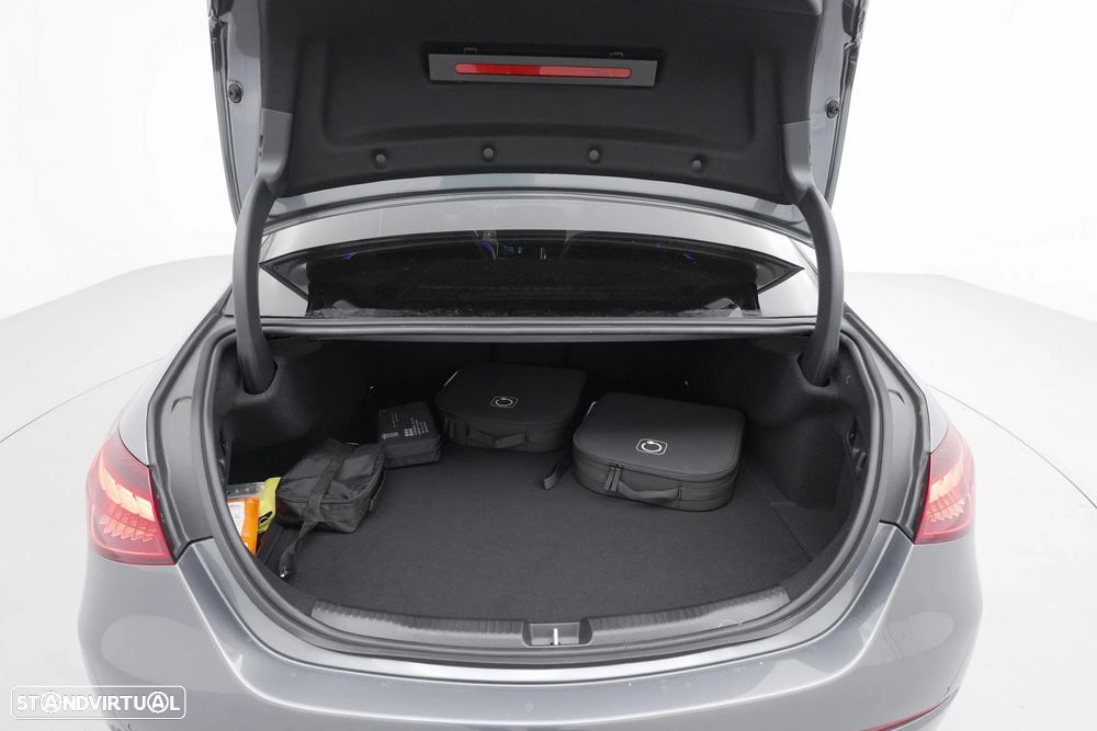 Mercedes-Benz C 300 de Avantgarde - 32