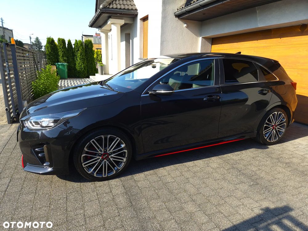 Kia Ceed 1.6 T-GDI GT - 2