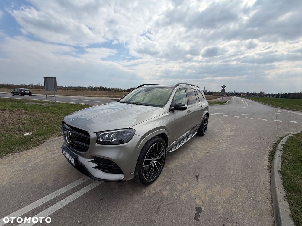 Mercedes-Benz GLS - 14