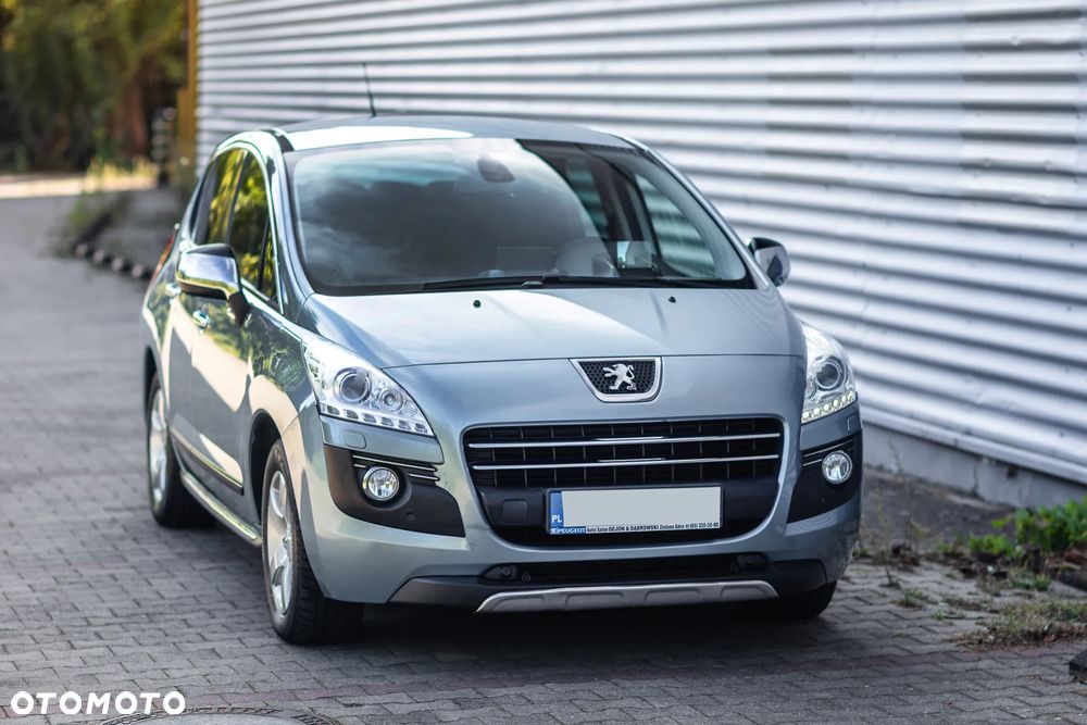 Peugeot 3008 Hybrid4 - 9
