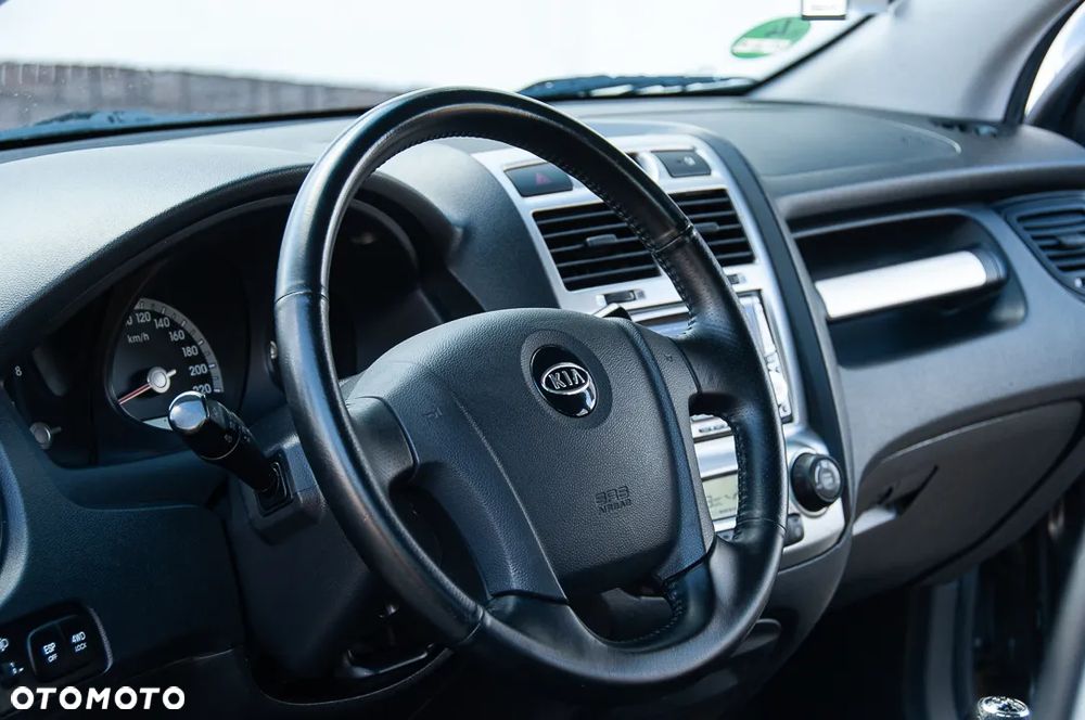 Kia Sportage 2.0 Expedition - 25