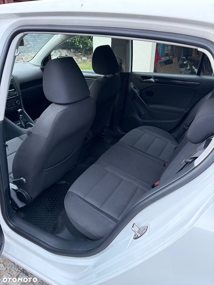 Volkswagen Golf - 19