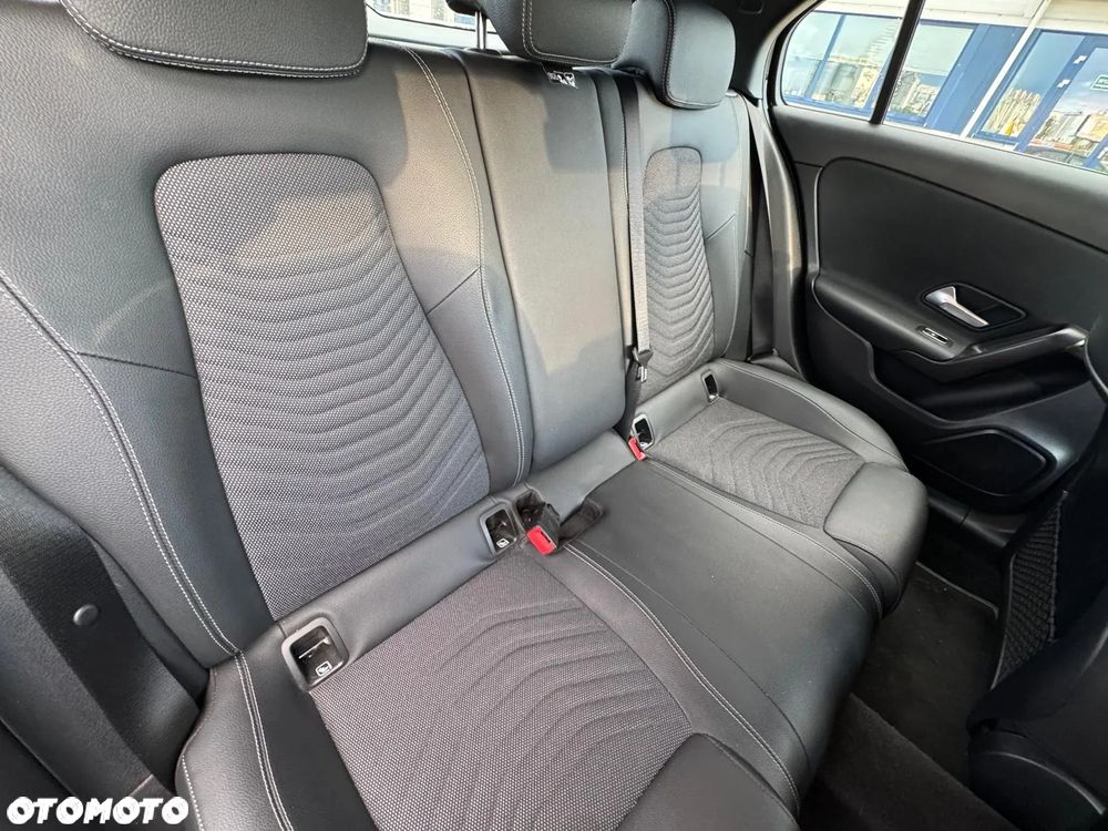 Mercedes-Benz Klasa A 180 Style 7G-DCT - 20