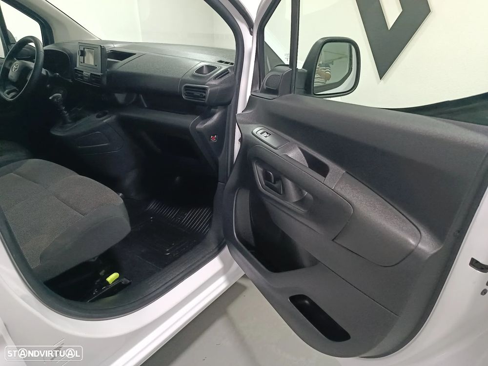 Toyota PROACE-CITY 1.5 D-4D L-1 - 14