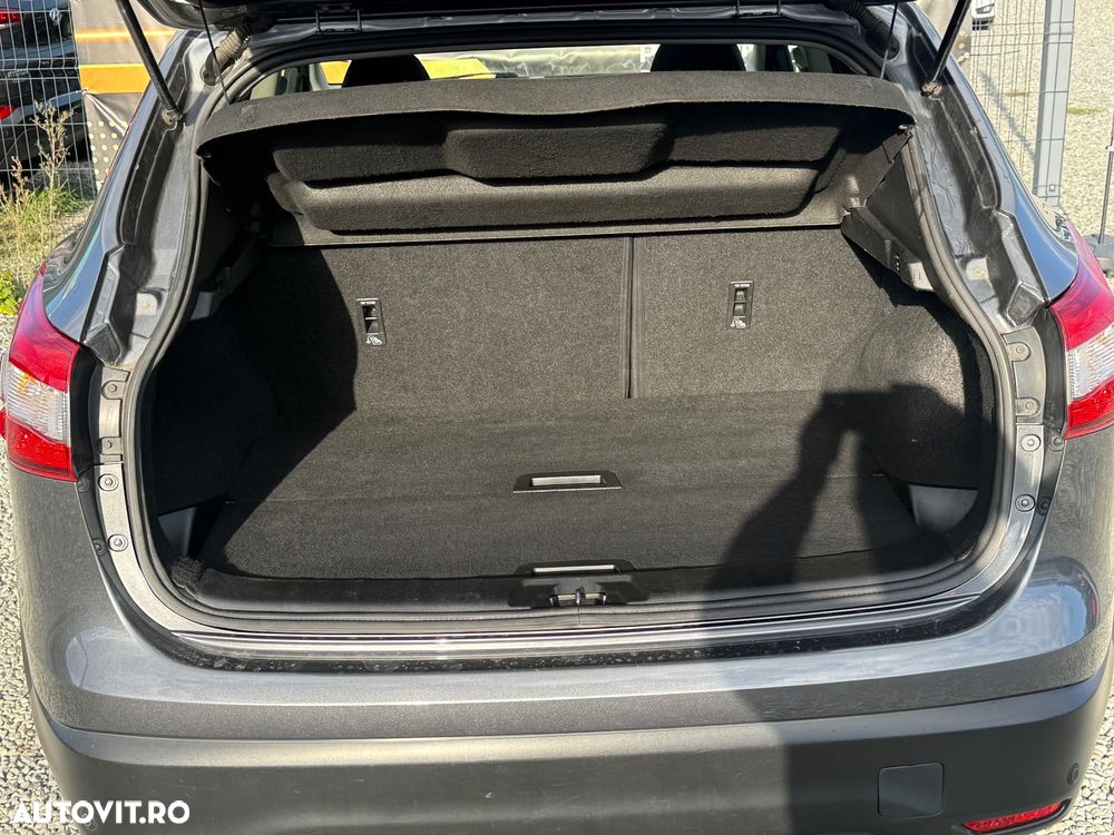Nissan Qashqai 1.5 DCI TEKNA - 16