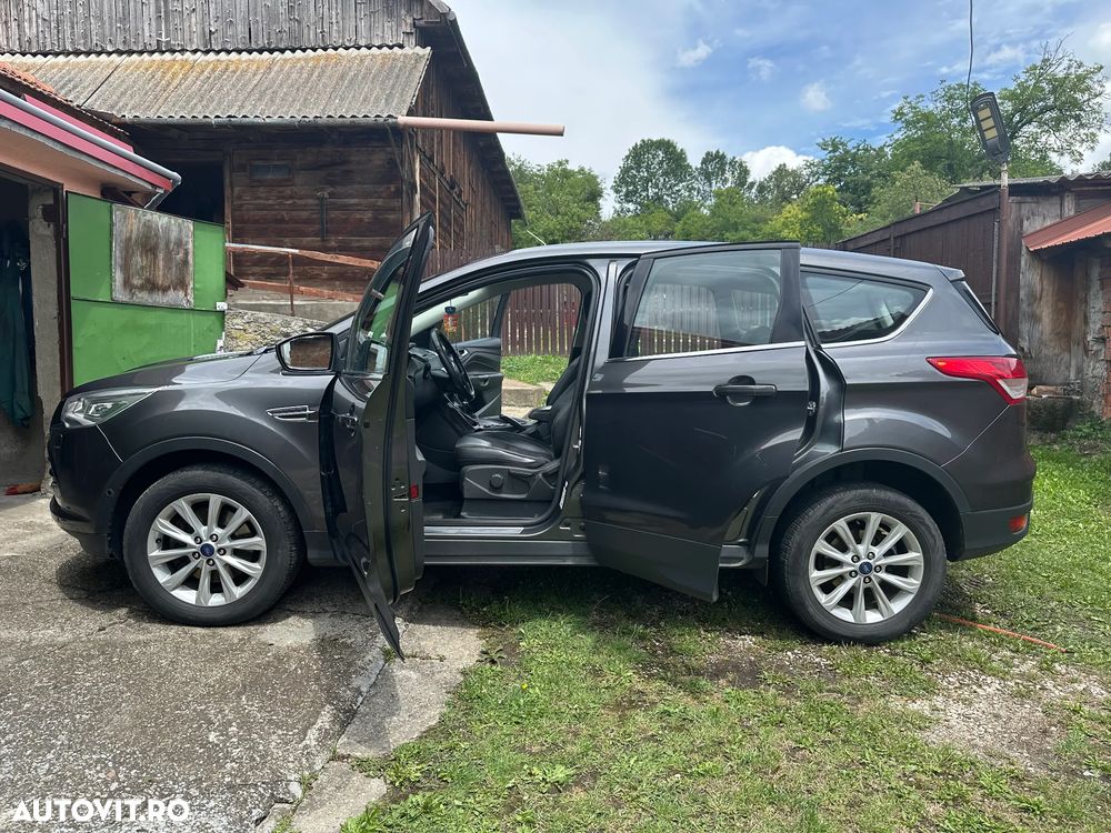 Ford Kuga 2.0 TDCi 4WD Titanium - 28