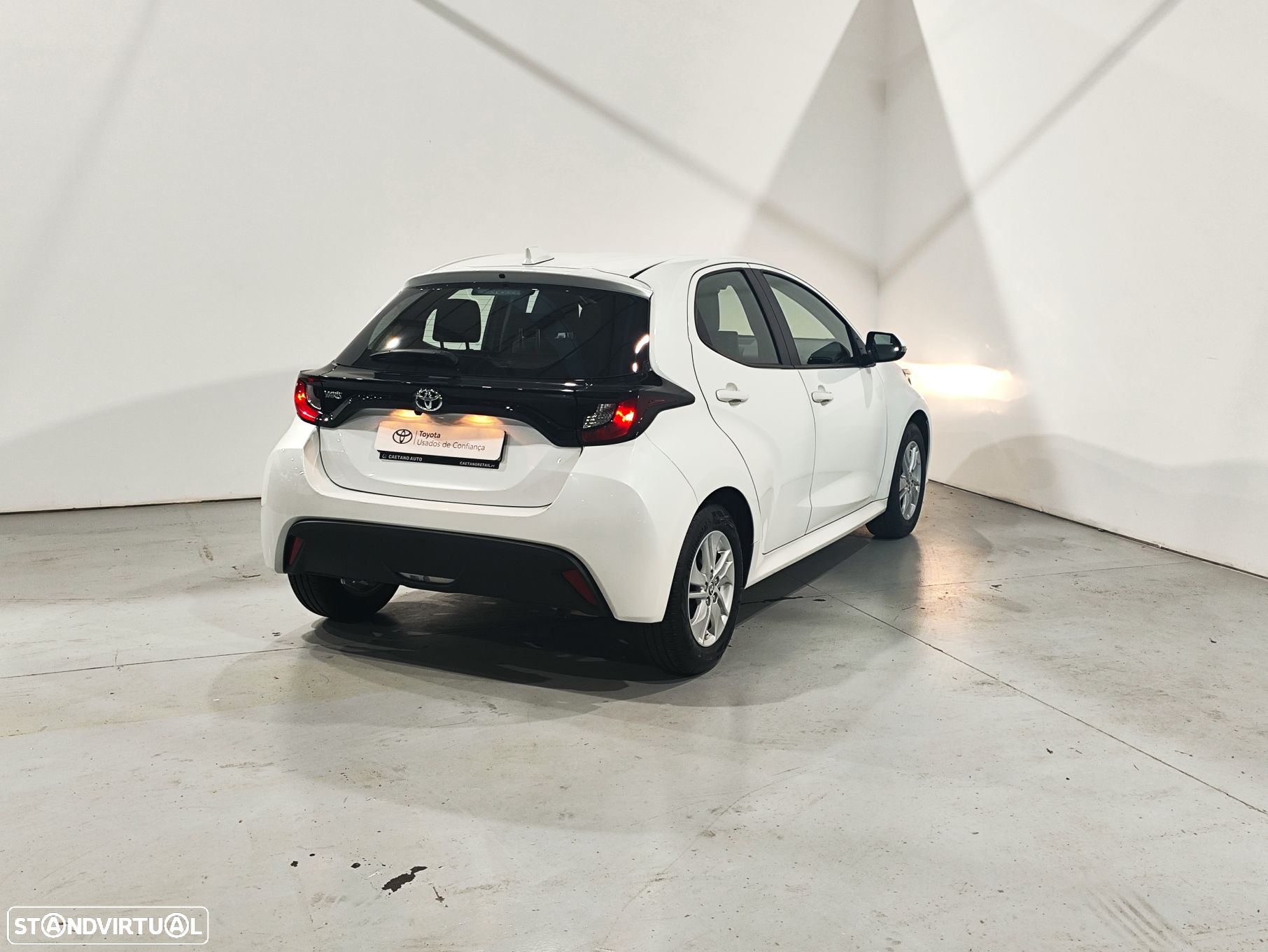 Toyota Yaris 1.0 VVT-i Comfort Plus - 11