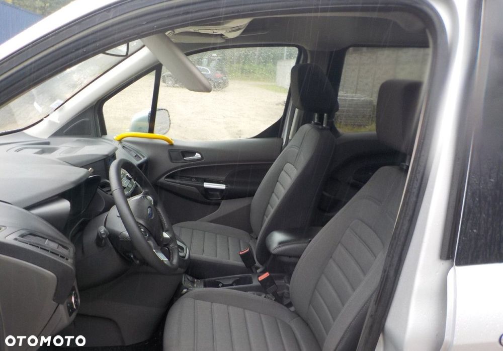 Ford Tourneo Connect - 21