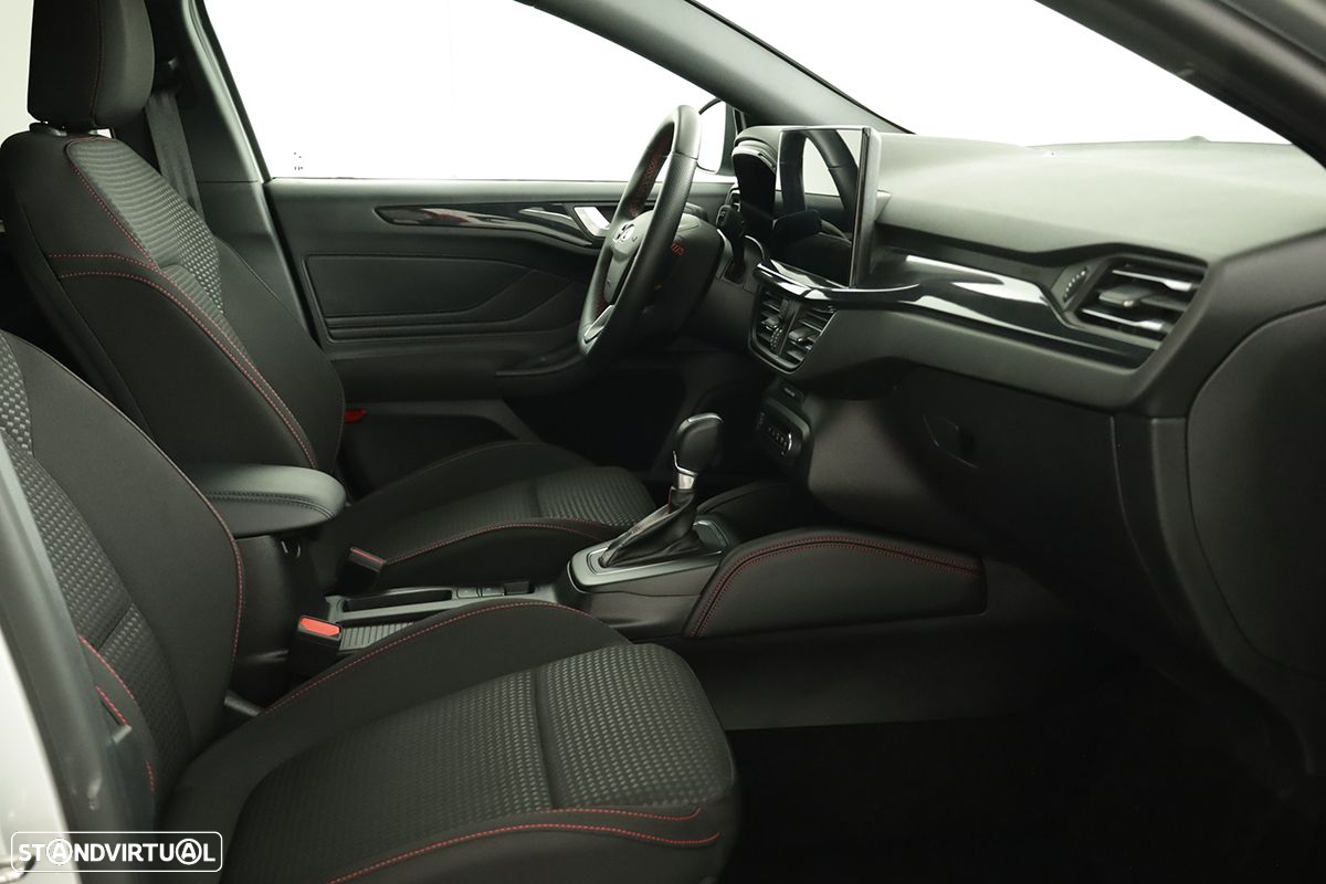 Ford Focus - 22