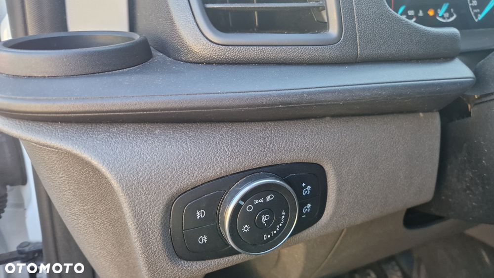 Ford transit custom - 12