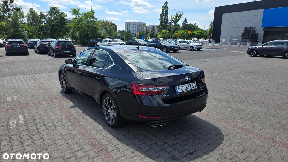 Skoda Superb 2.0 TSI 4x4 L&K DSG - 8