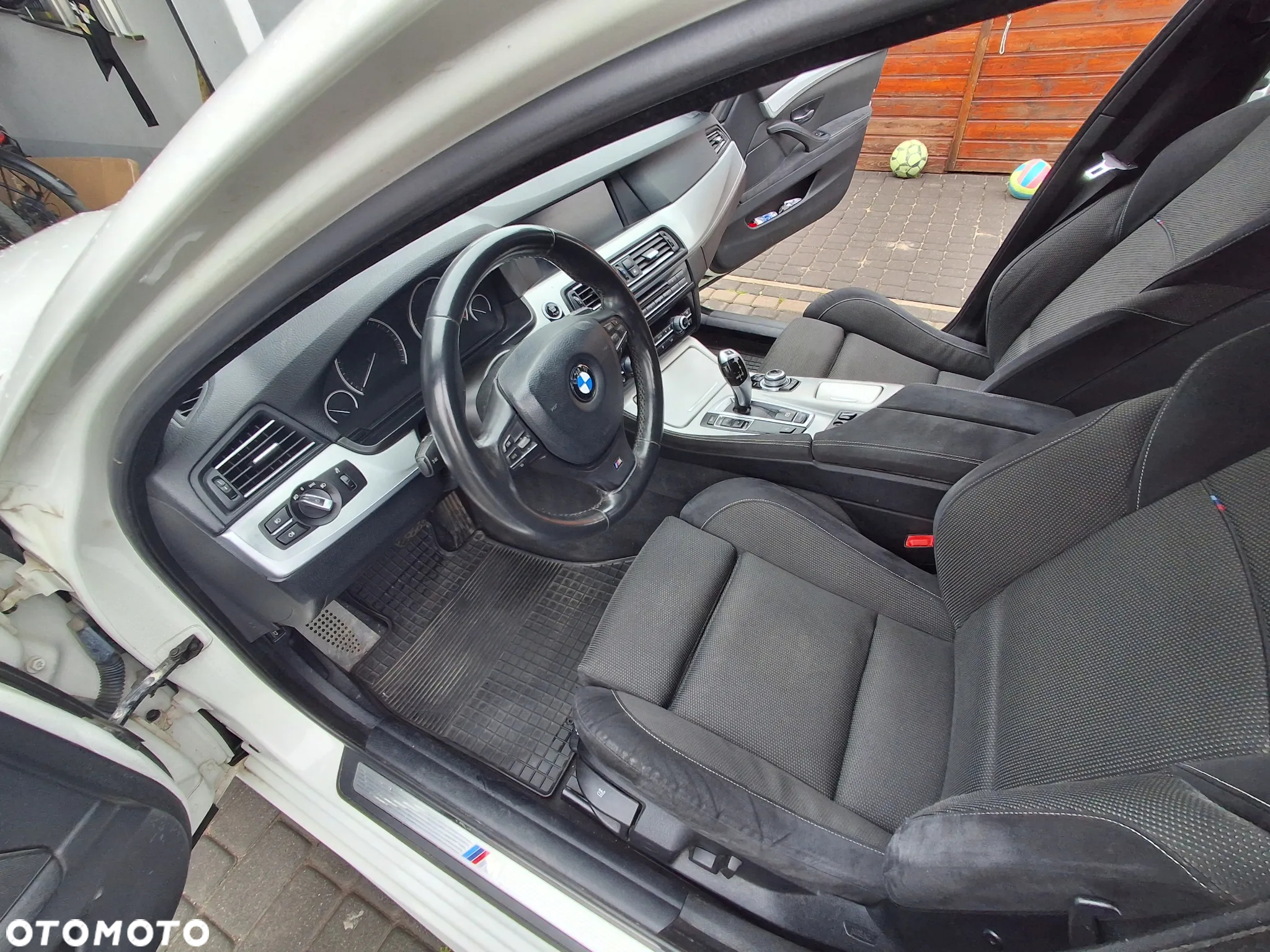 BMW Seria 5 - 28