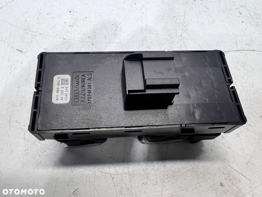 PRZEŁĄCZNIK WŁĄCZNIK SZYB AUDI A3 8V 8V0959851E KOMPLET 1/25 - 3