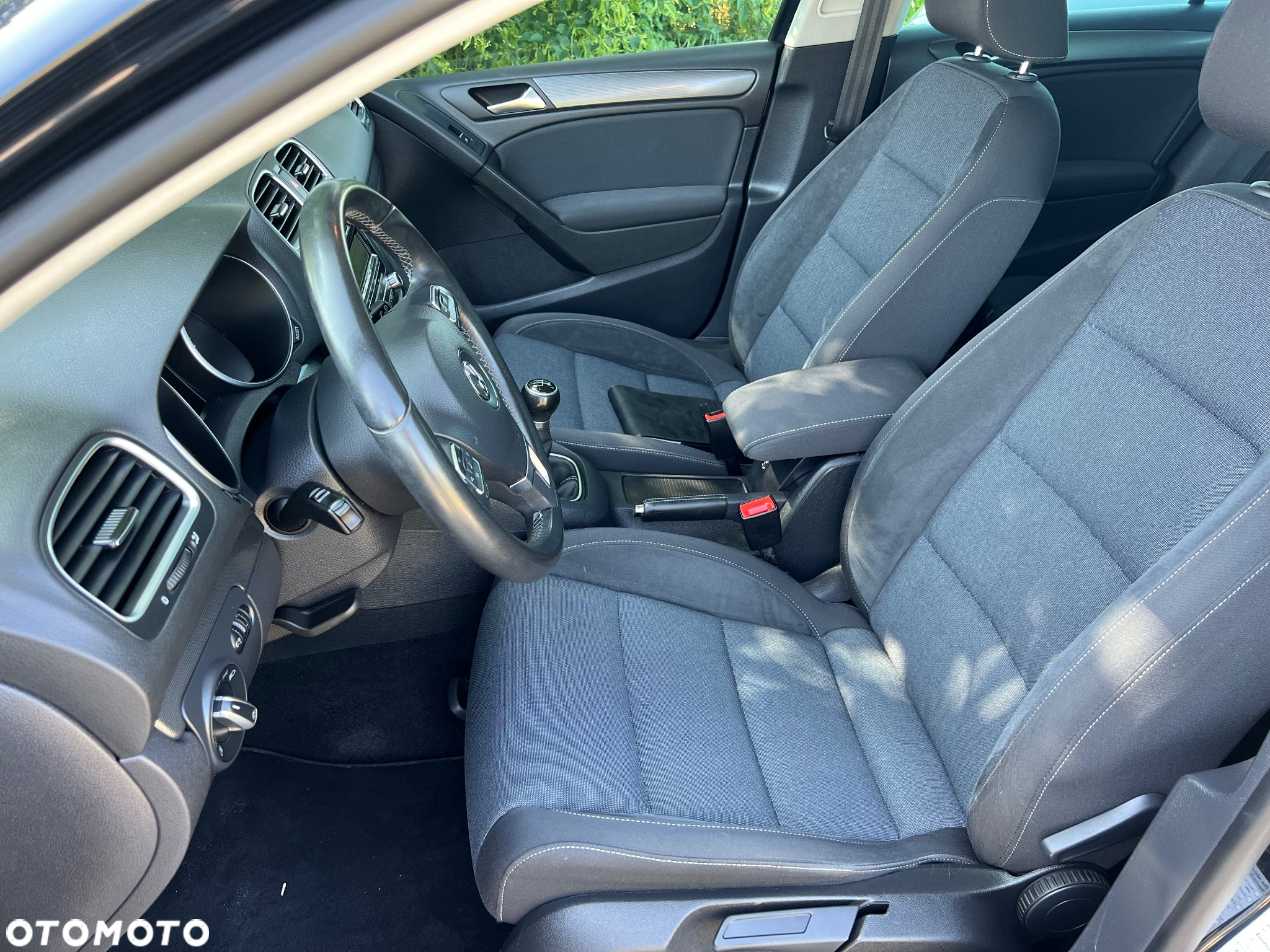 Volkswagen Golf 1.2 TSI Style - 12