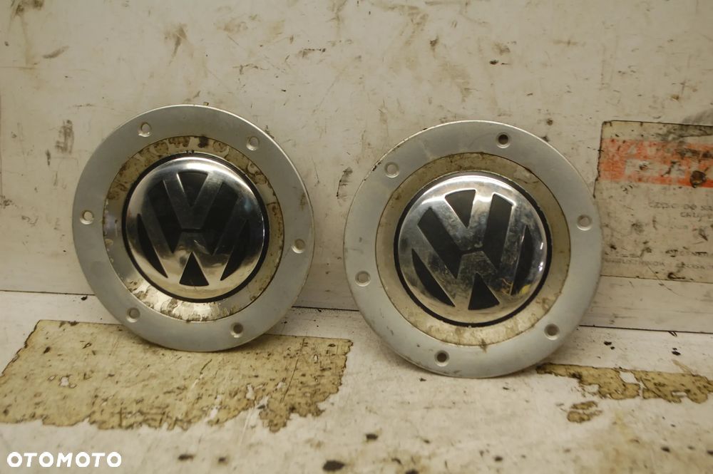 DEKIELEK KOŁPACZEK FELGI ALUMINIOWEJ 1T0601149 VW TOURAN I R16 - 1
