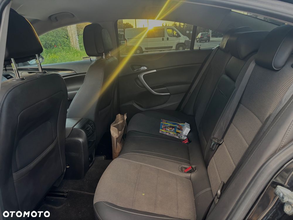 Opel Insignia 2.0 CDTI - 15