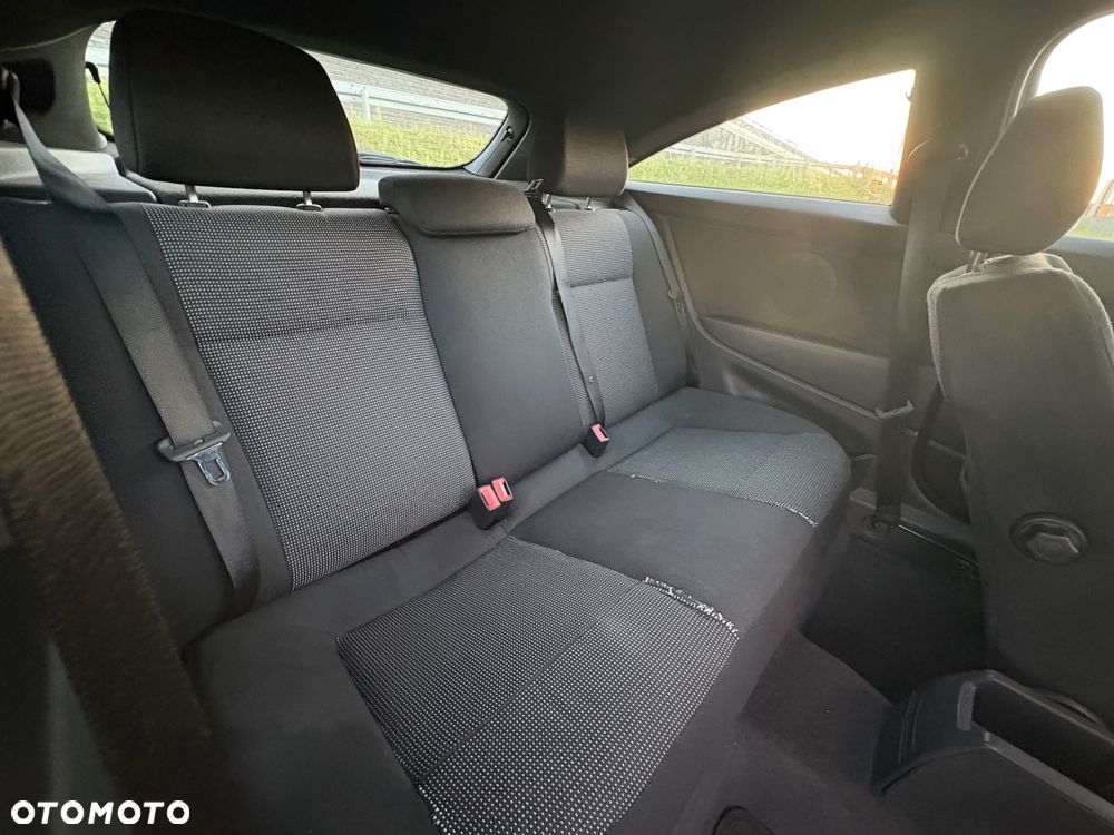 Opel Astra 1.8 Sport - 23