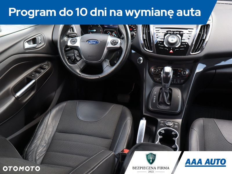 Ford Kuga - 8