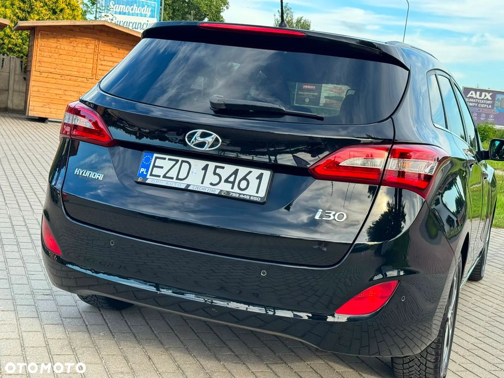 Hyundai i30 blue Kombi 1.6 CRDi DCT Passion - 8