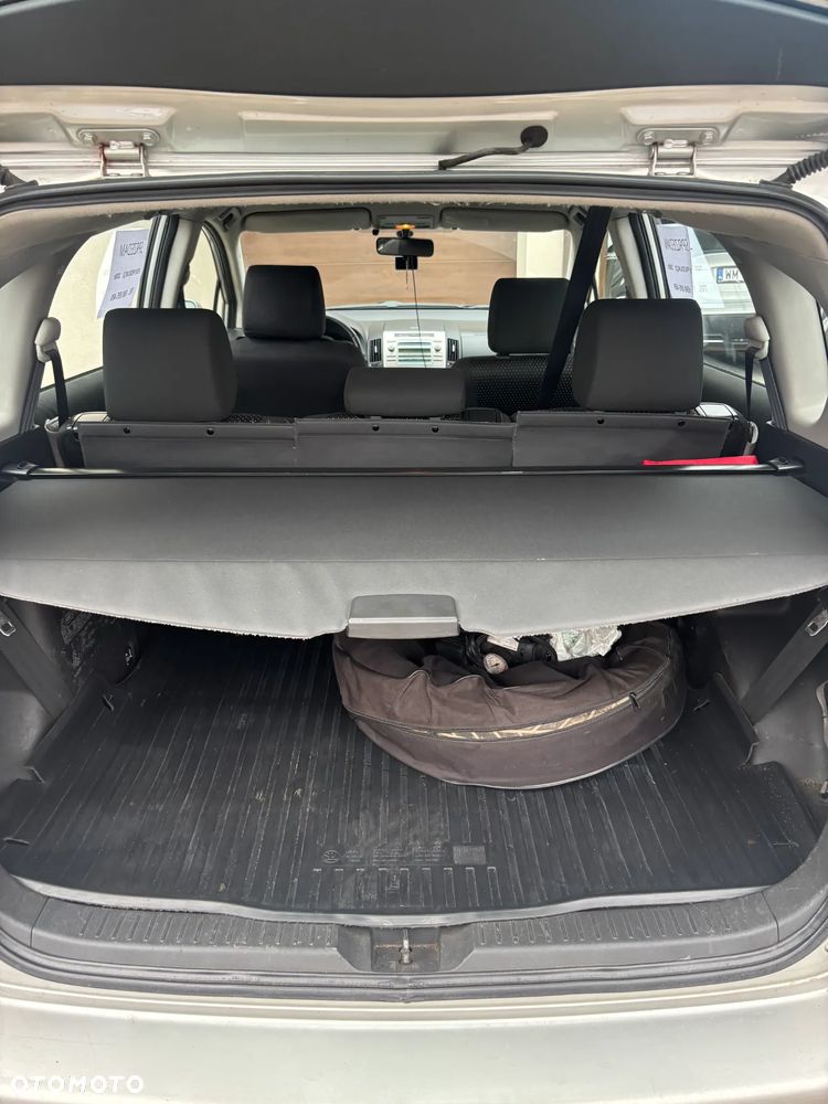 Toyota Corolla - 17