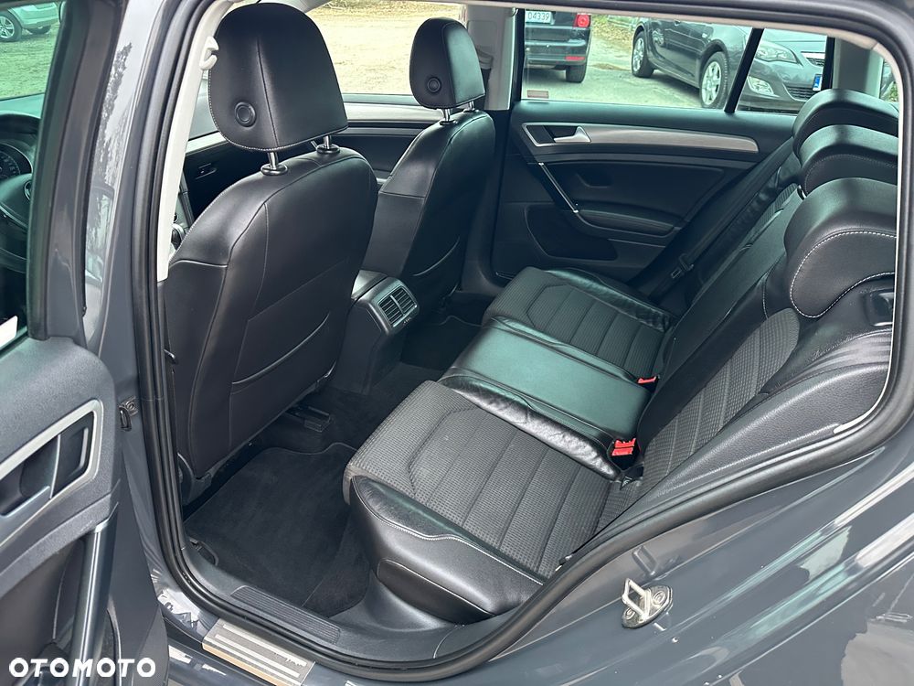 Volkswagen Golf 1.6 BlueTDI DSG Comfortline - 27