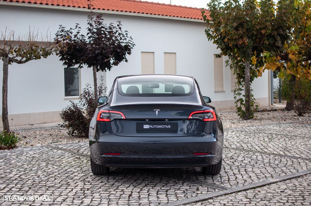 Tesla Model 3 Standard Range Plus RWD - 6