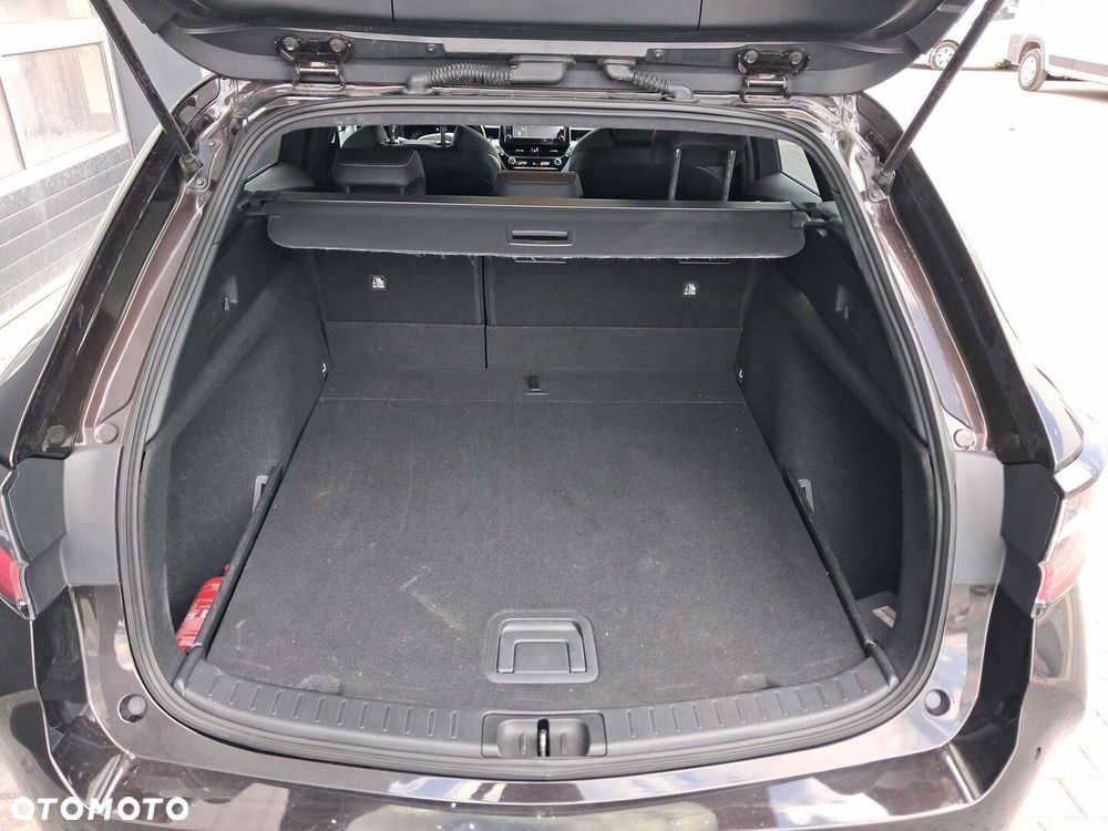 Toyota Corolla 1.8 Hybrid Comfort - 13