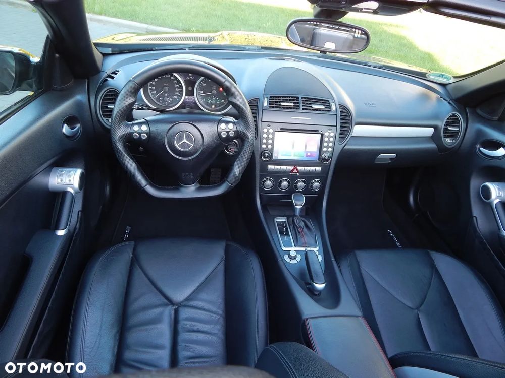 Mercedes-Benz SLK 300 7G-TRONIC - 19