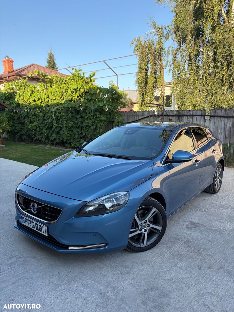 Volvo V40 D4 VEA Summum - 2