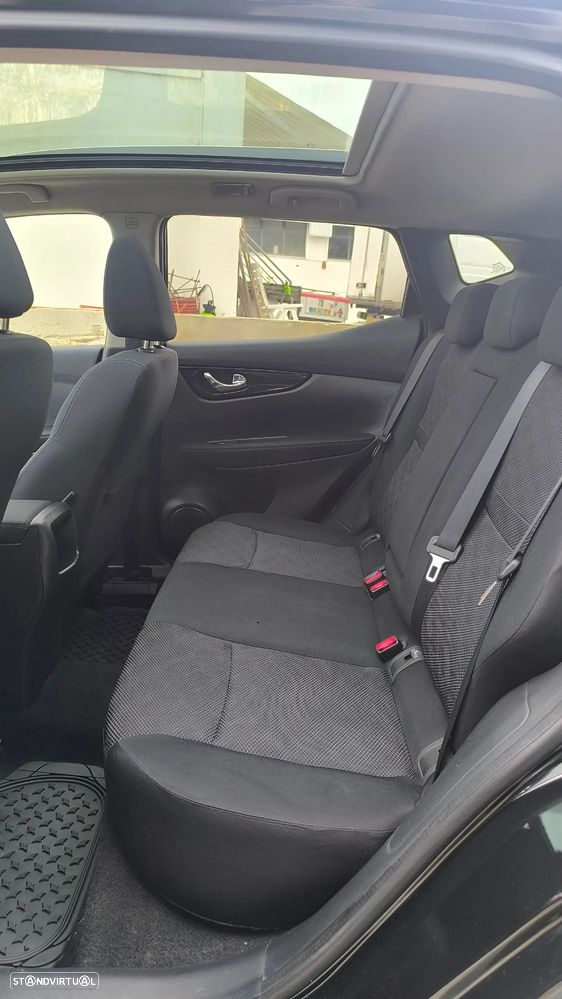 Nissan Qashqai 1.5 dCi N-Connecta 18 RS - 36