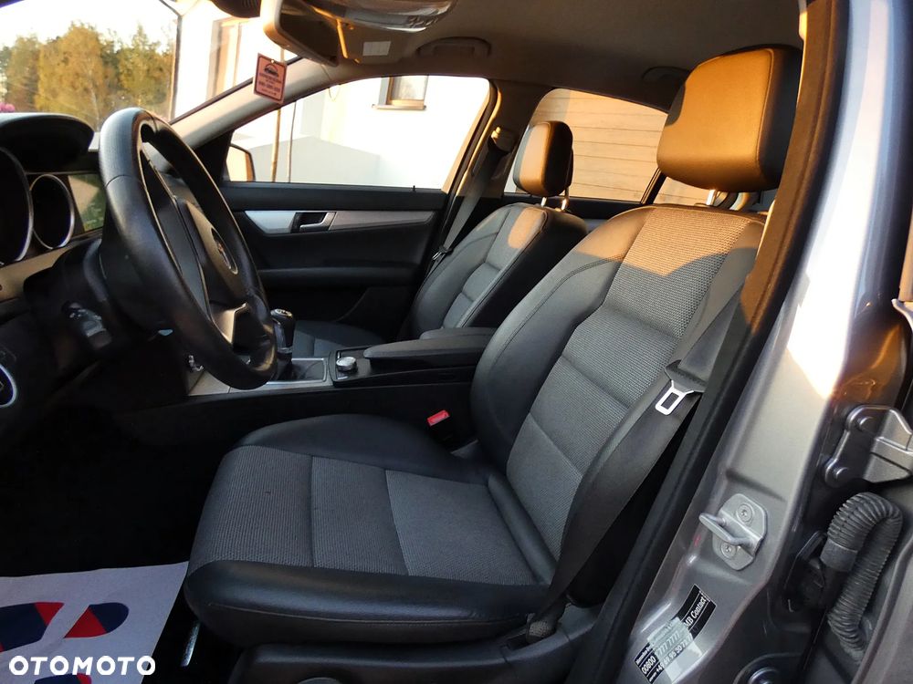 Mercedes-Benz Klasa C 180 Kompressor Avantgarde - 11