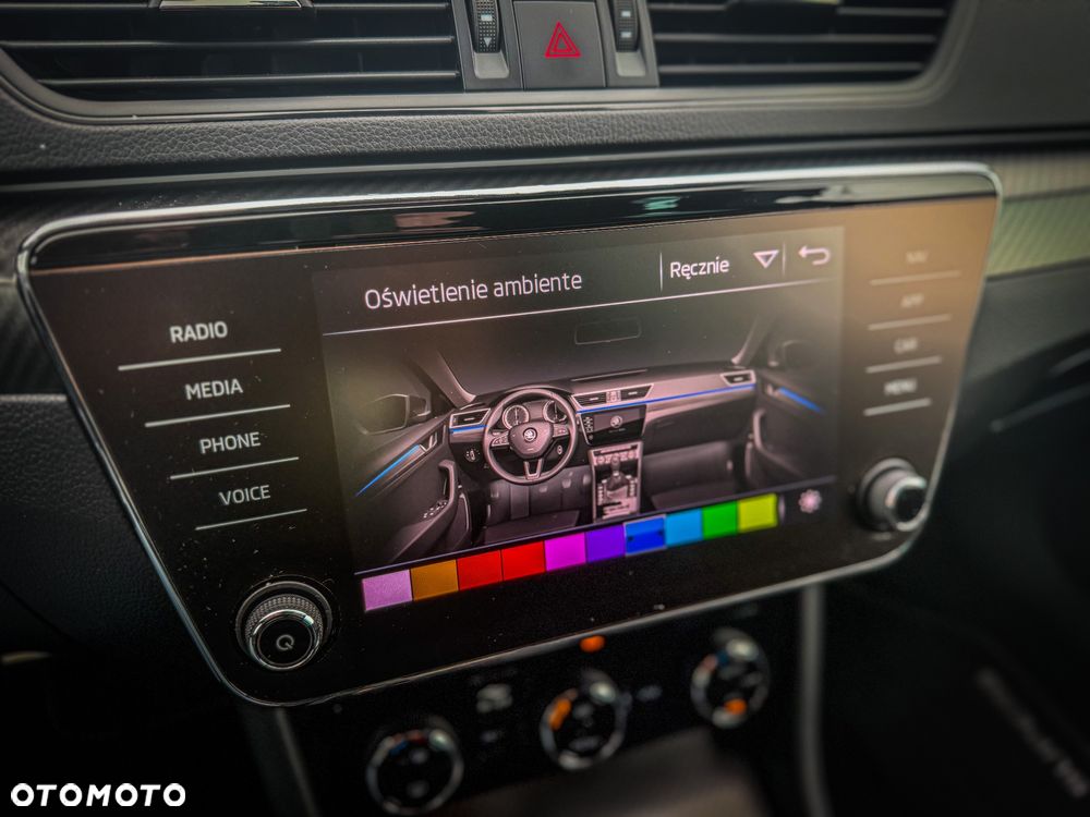 Skoda Superb 2.0 TSI Sportline DSG - 17