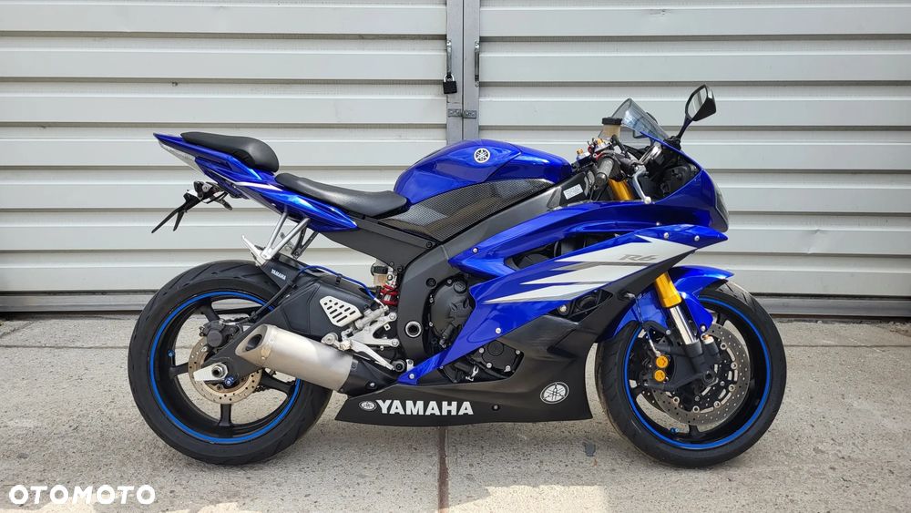 Yamaha R6 - 1