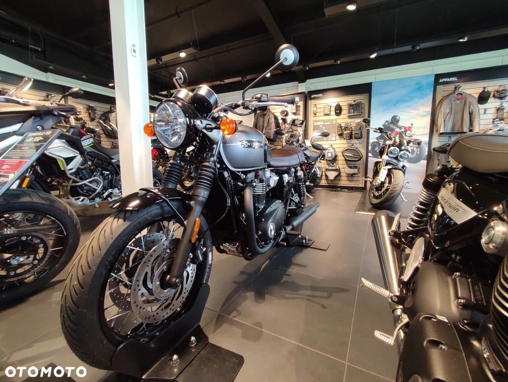 Triumph Bonneville - 3