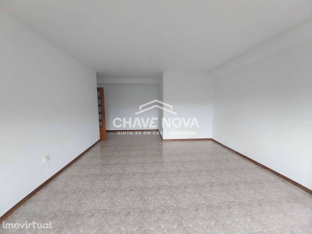 T2 c/ Lugar de Garagem em Vilar do Paraíso - Grande imagem: 4/17