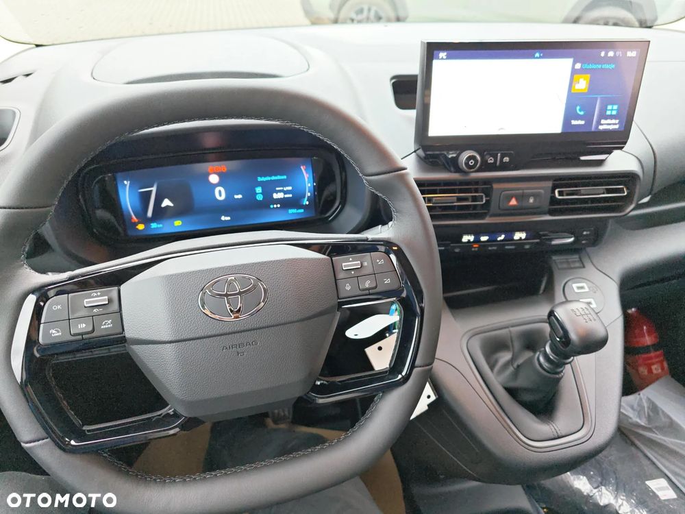 Toyota Proace City brygadowy - 14