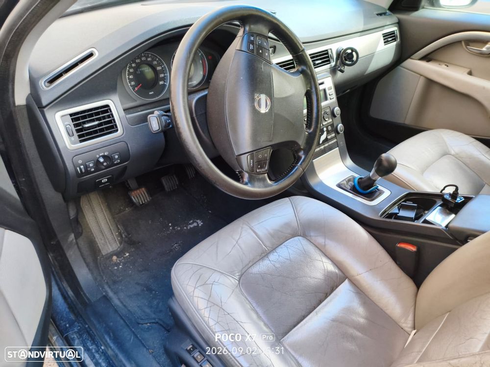 Volvo V70 2.0 D Nivel 3 - 8
