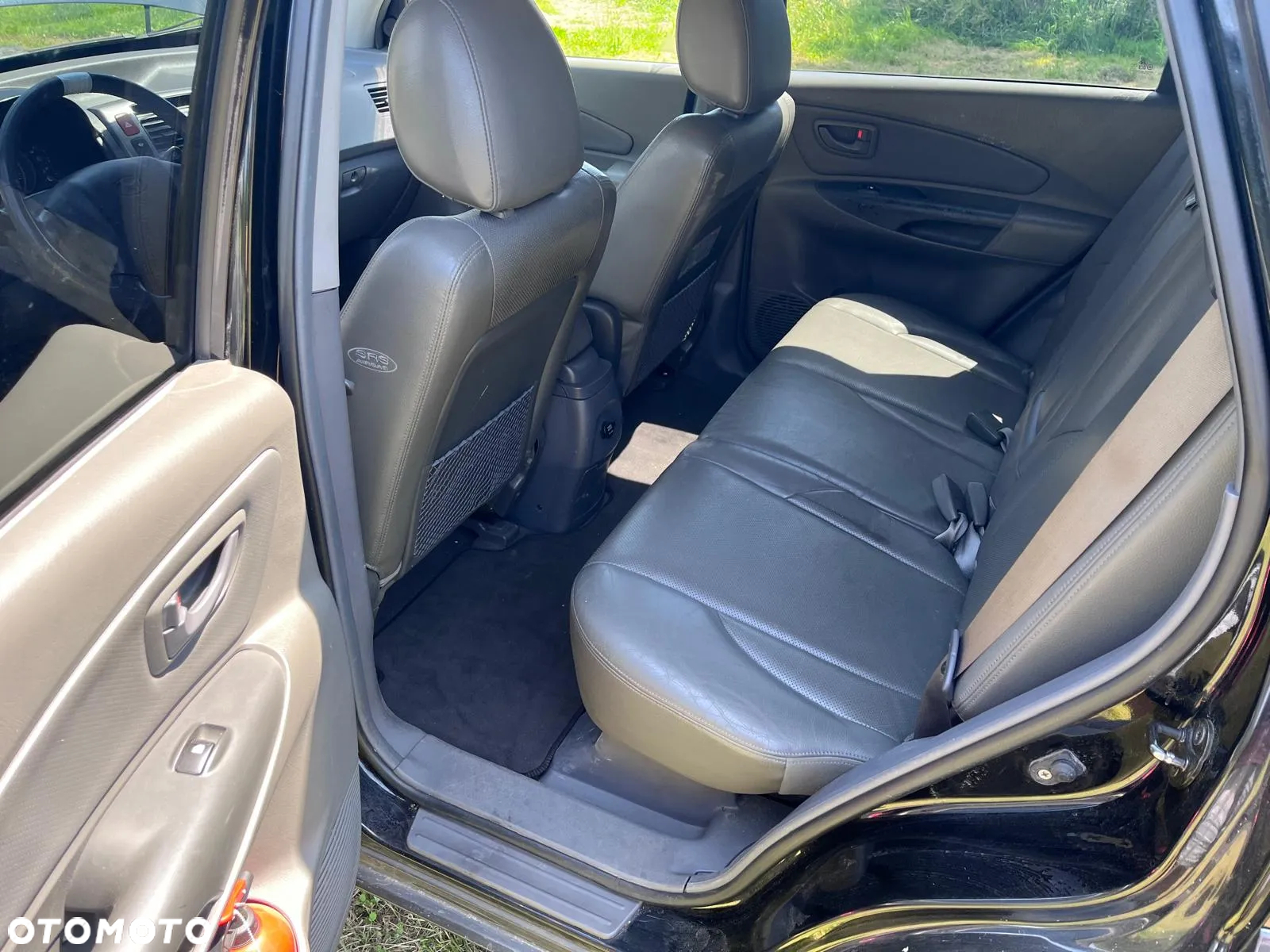 Hyundai Tucson 2.0 CRDi Elegance + - 13
