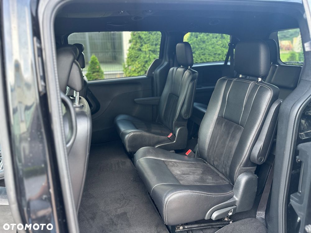 Dodge Grand Caravan 3.6 R/T - 10
