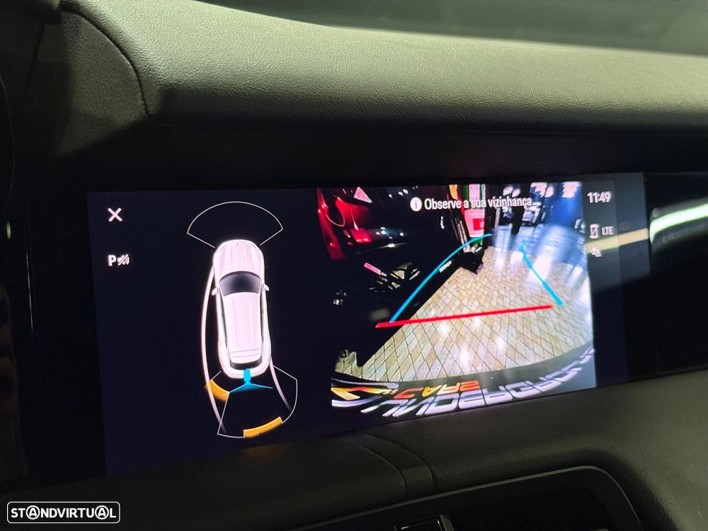 Porsche Taycan Sport Turismo - 16