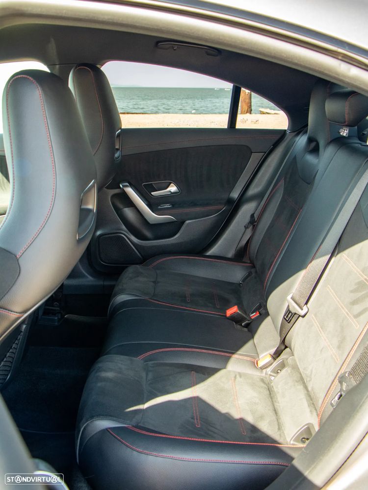 Mercedes-Benz CLA 200 AMG Line Aut. - 23