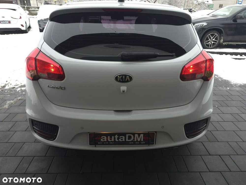 Kia Ceed - 7