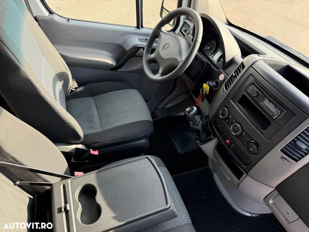 Mercedes-Benz Sprinter - 6