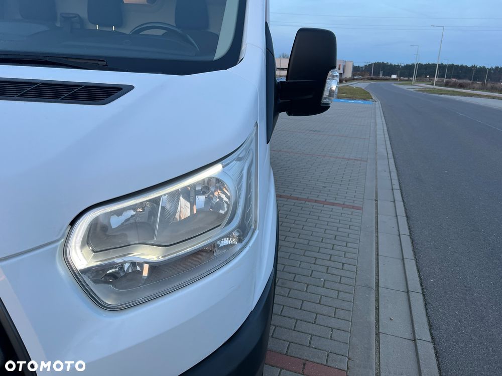 Ford Transit - 23