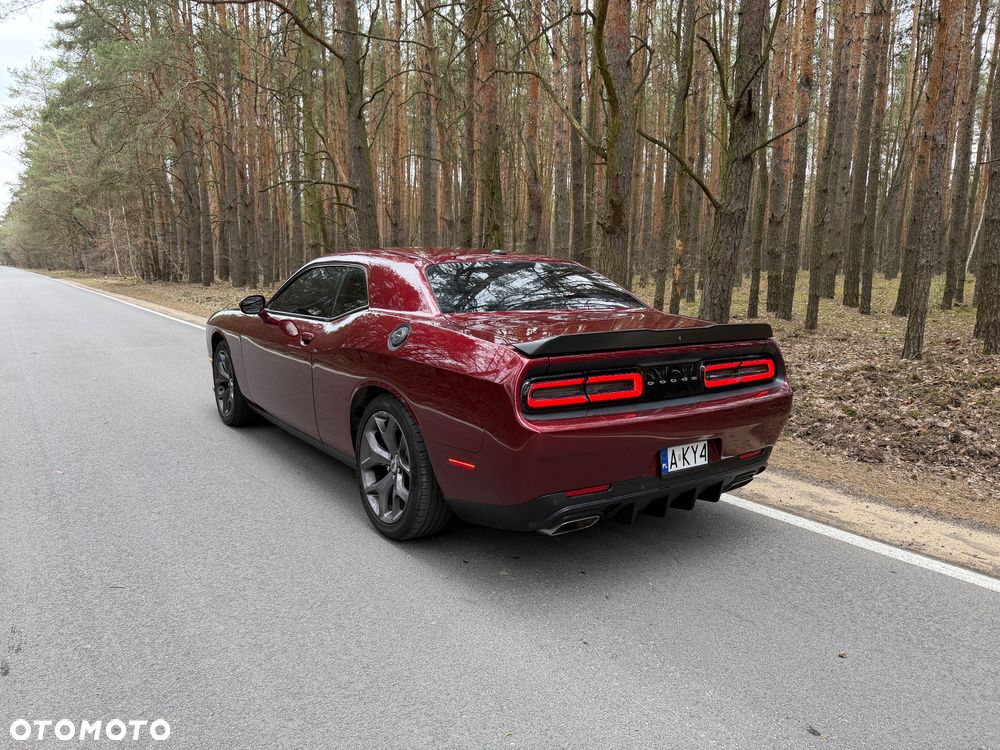 Dodge Challenger 5.7 R/T - 6