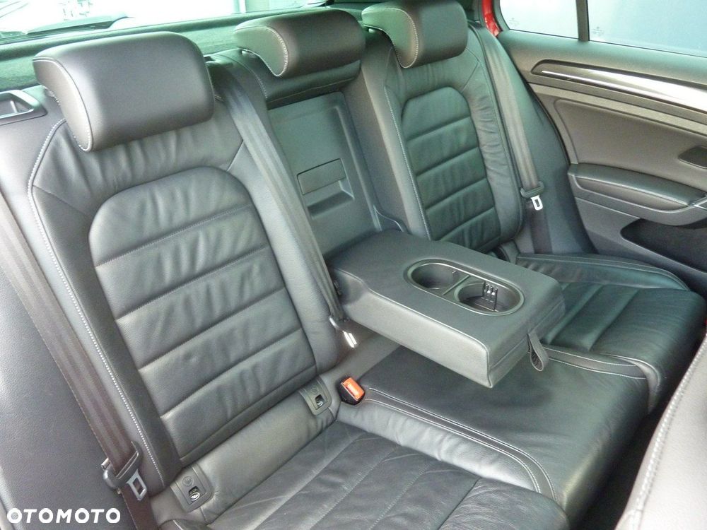 Volkswagen Golf - 17